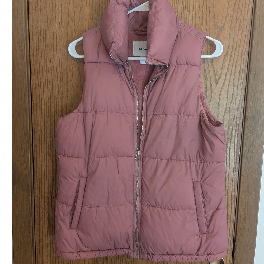 Old Navy Women's Puffer Vest Mauve Pink Fleece Lined Quilted Full Zip Cozy Small